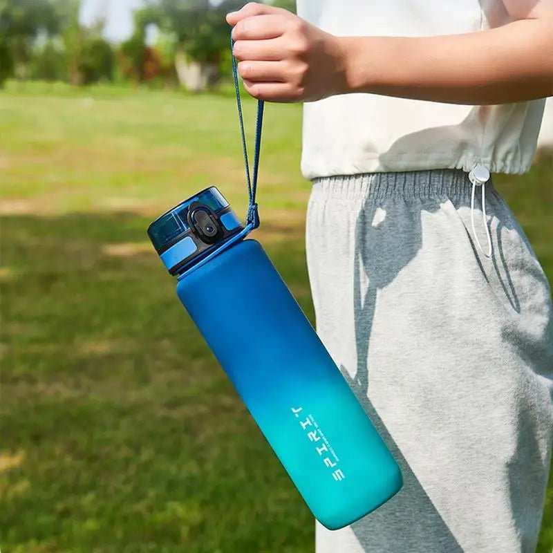 Stay Hydrated with this 1000ml Leakproof Water Bottle - Perfect for the Gym - Booyes fitness